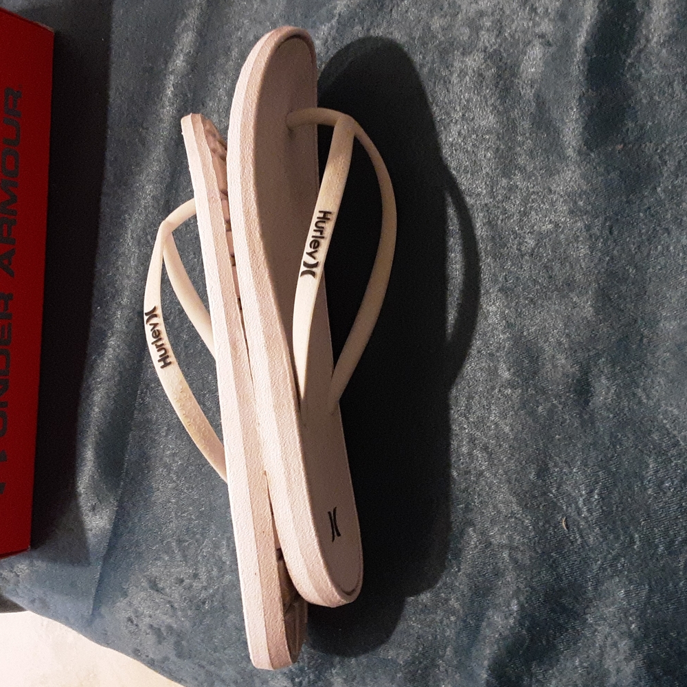 Flip Flops - Picture 2 of 4